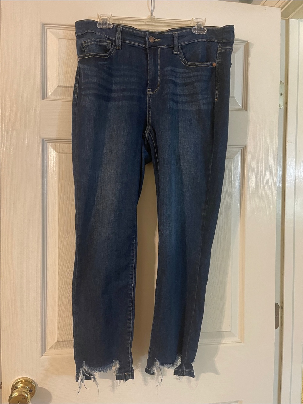 Judy Blue Dark Blue Women's Skinny Jeans with Distressed Hem